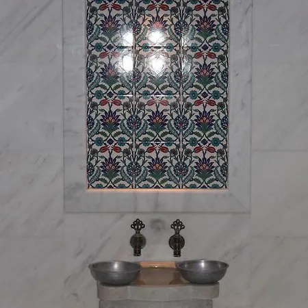 Perissia & Convention Centre Hotel 5*