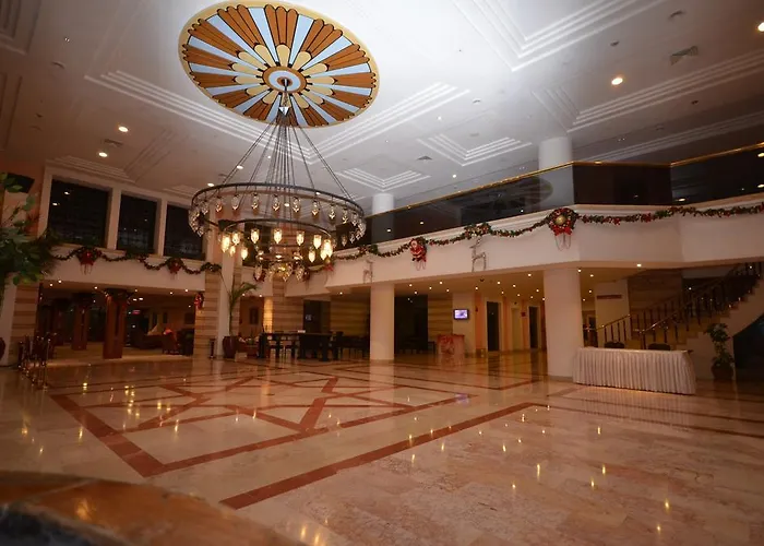 Otel Perissia & Convention Centre