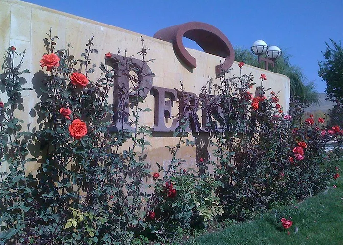 Perissia & Convention Centre Otel 5*