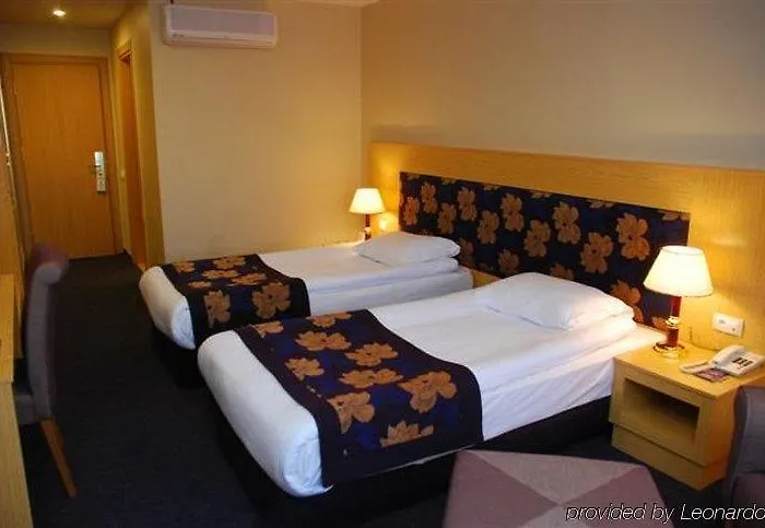 Perissia & Convention Centre فندق